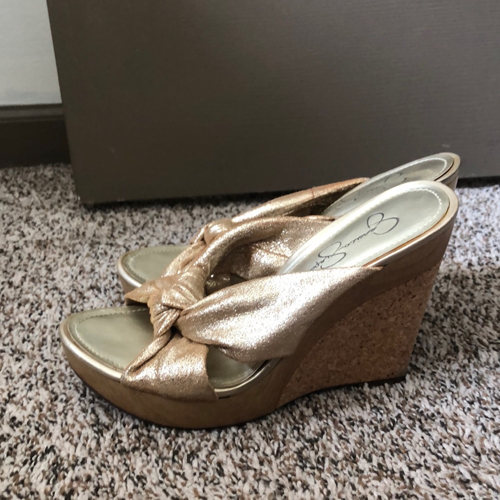 Jessica Simpson side on wedges